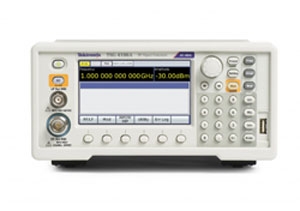 Tektronix射頻向量訊號產生器TSG4100A 